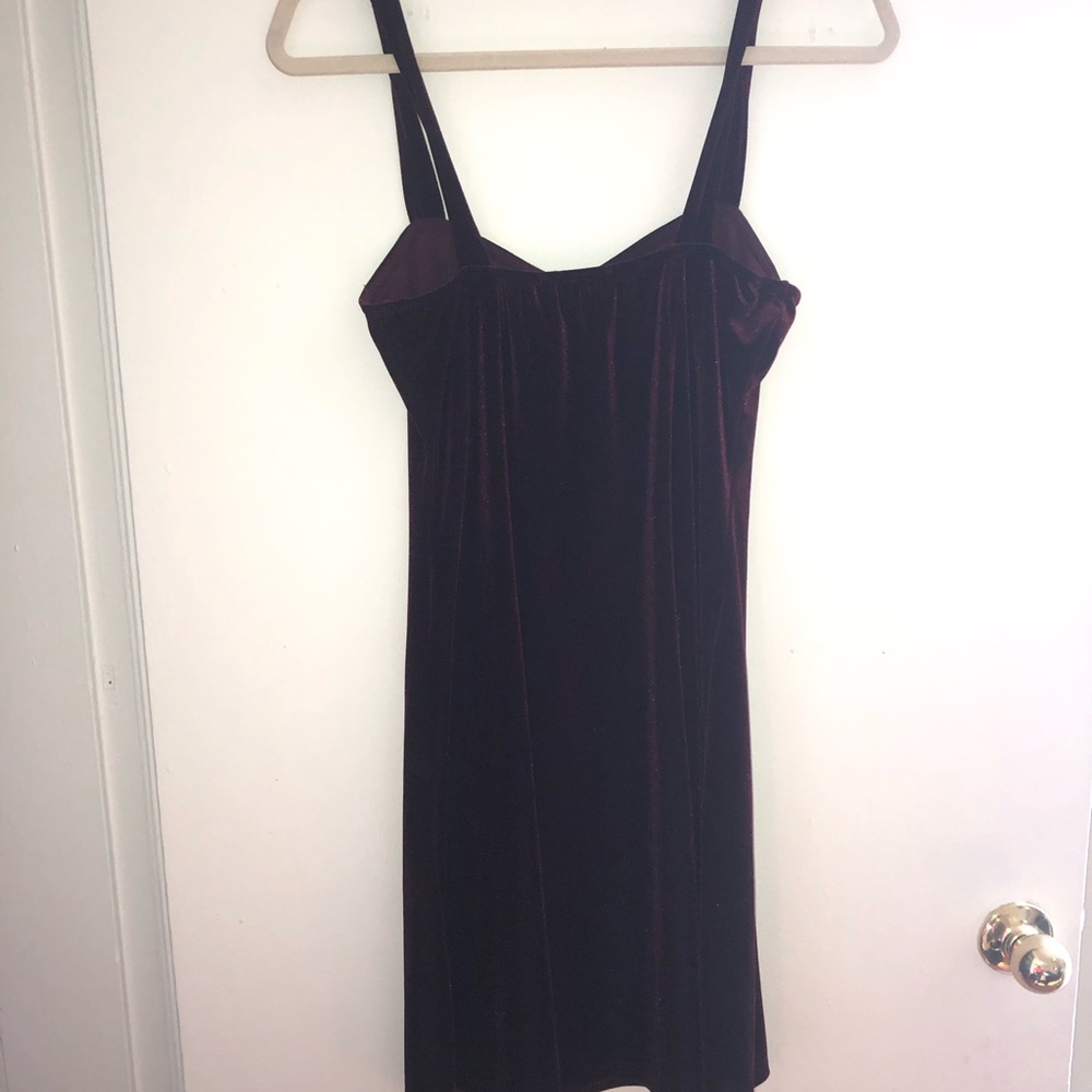 Tres Bien maroon dress! - Picture 4 of 5